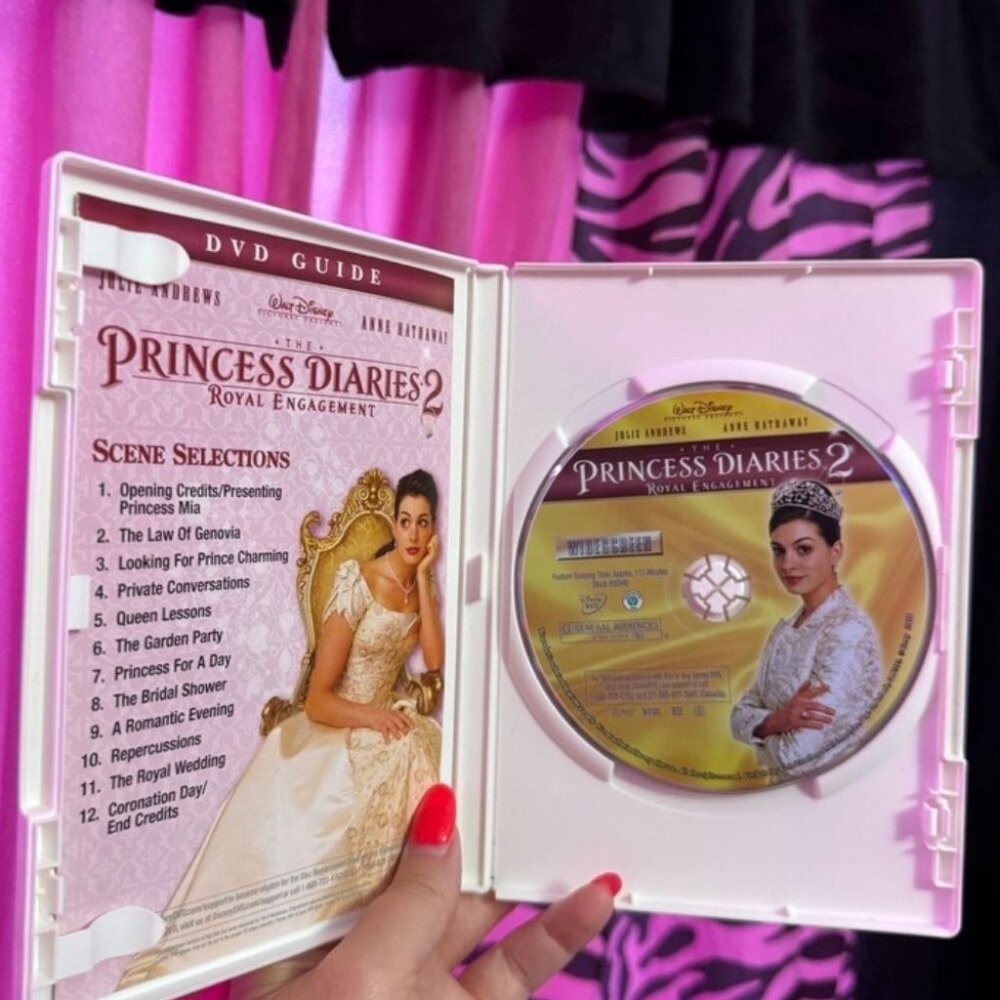 PRINCESS DIARIES 2 - Picture 3 of 3